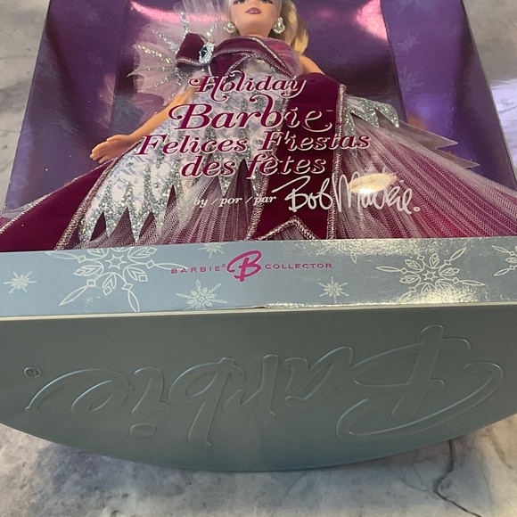 Holiday Barbie Doll by Bob Mackie 2005 NRFB Foreign Language Edition Rare - Picture 4 of 11